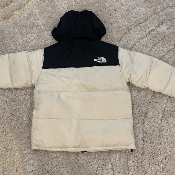 The North Face 1996 Retro Nuptse 700 White / Black Puffer Jacket Men’s Medium - Picture 2 of 2
